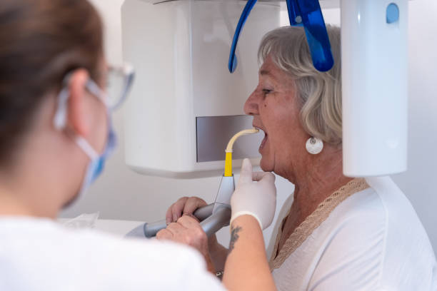Best Emergency Dental Care for Broken or Chipped Teeth in Vado, NM